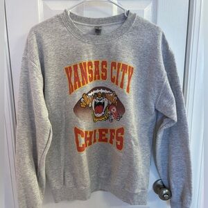 Kansas City Chiefs Taz Tasmanian Devil Crewneck Sweatshirt Gildan - Size Medium